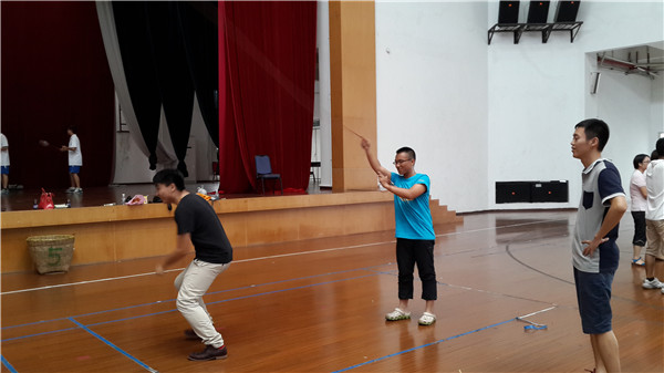 联谊活å