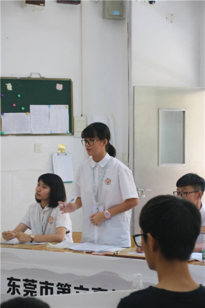 null 9.总决赛 二辩辩手 周冰钖.jpg